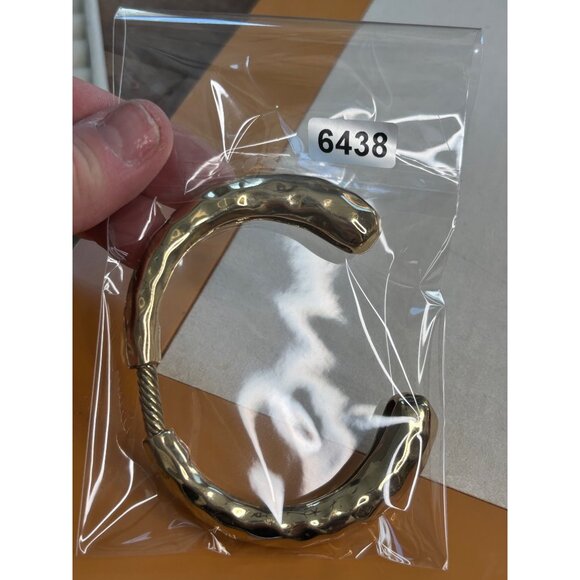 Gold-Tone Hammered Cuff Bracelet With Rope-Style Detail 7.5-Inch Circumference - Picture 4 of 8